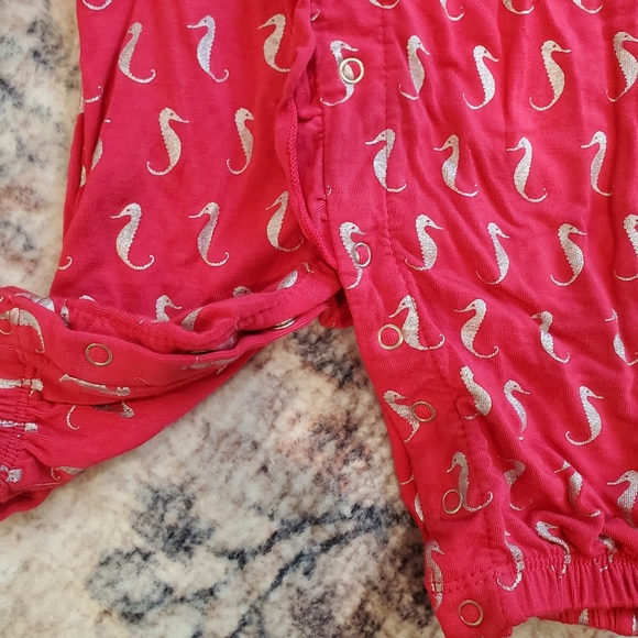 KICKEE PANTS Prickly Pear Mini Seahorses convertible gown with hat - Picture 4 of 4